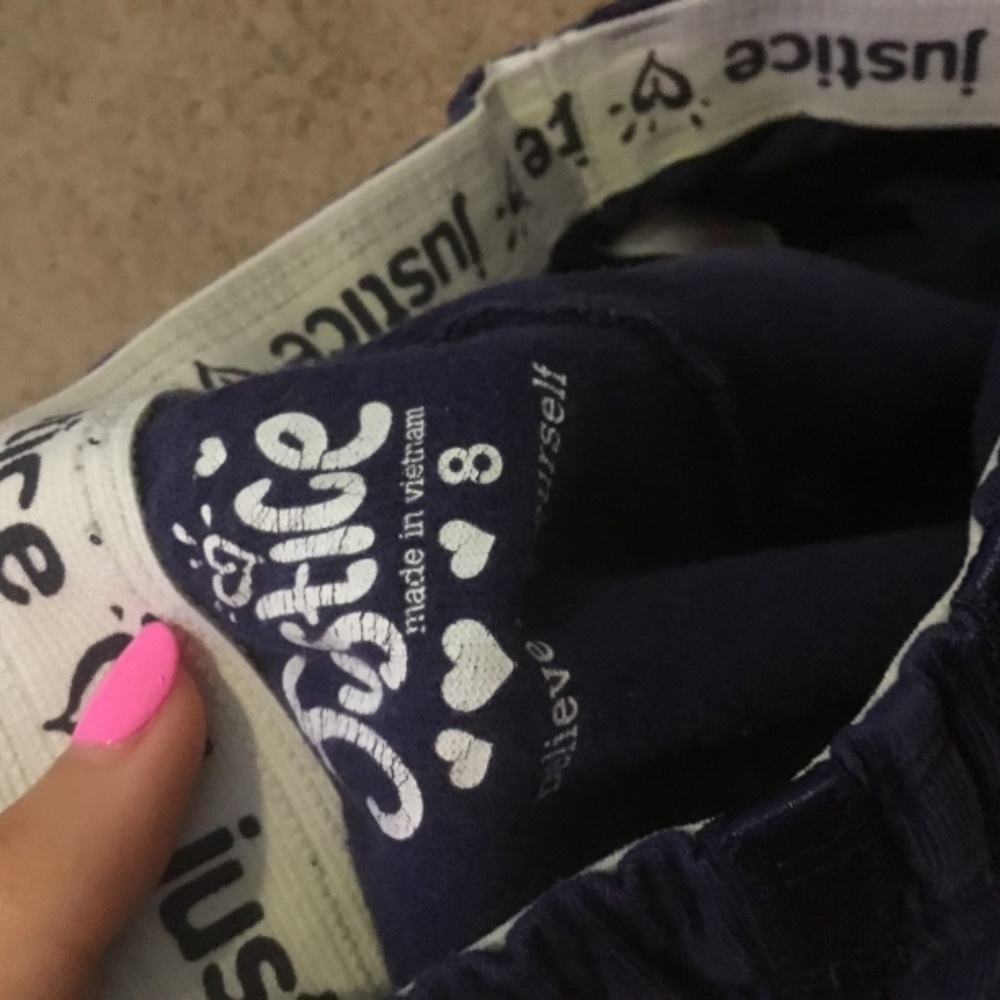 Shorts - Picture 7 of 7